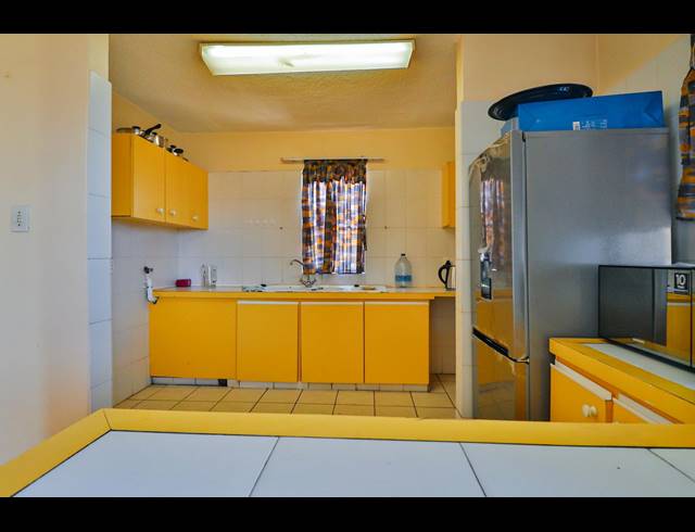 3 BEDROOM TOWNHOUSE RENTED IN BLUEWATER BAY